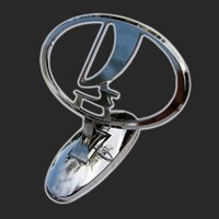 Знак заводской LADA на капот, хром 62621